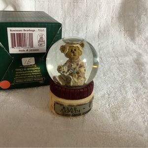 Boyd’s Bears- Rosemary Bearhugs